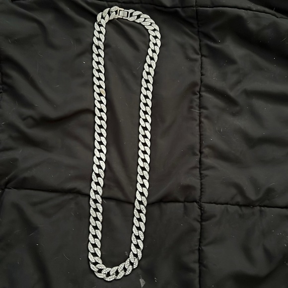 Diamond neckalace - Picture 1 of 3